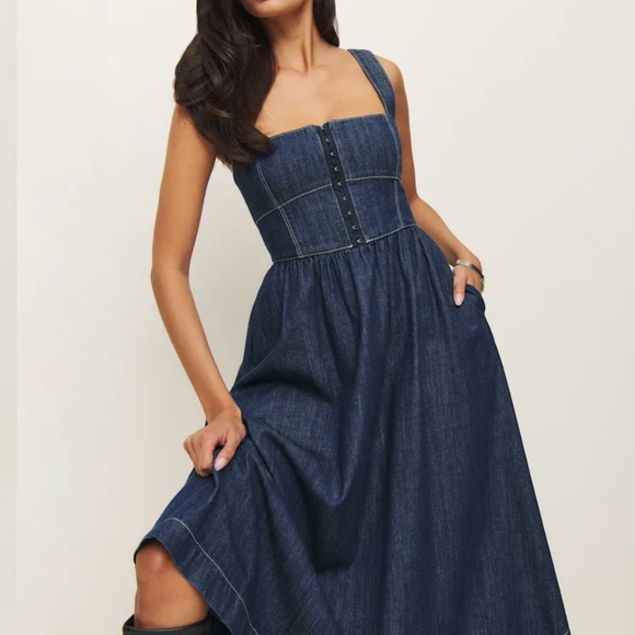 Reformation Tagliatelle Denim Midi Dress Blue - Size 6 - Picture 2 of 6